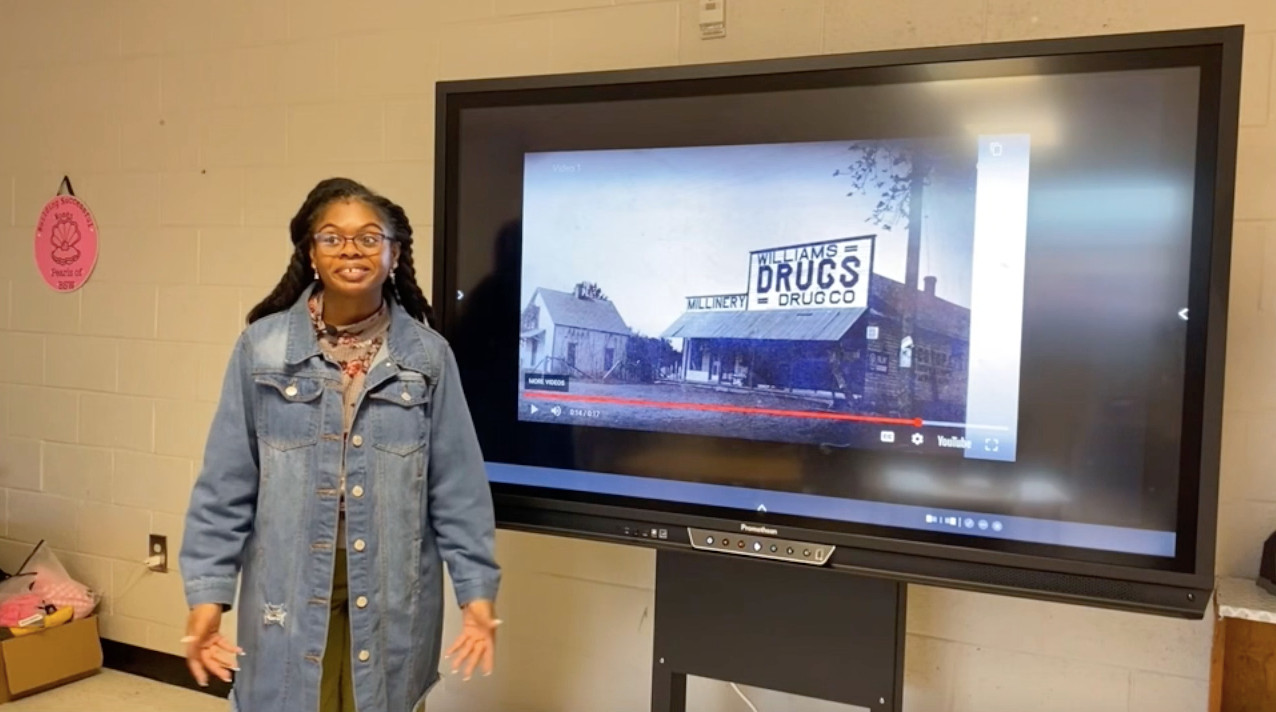 Screen shot of Dominique L. entry